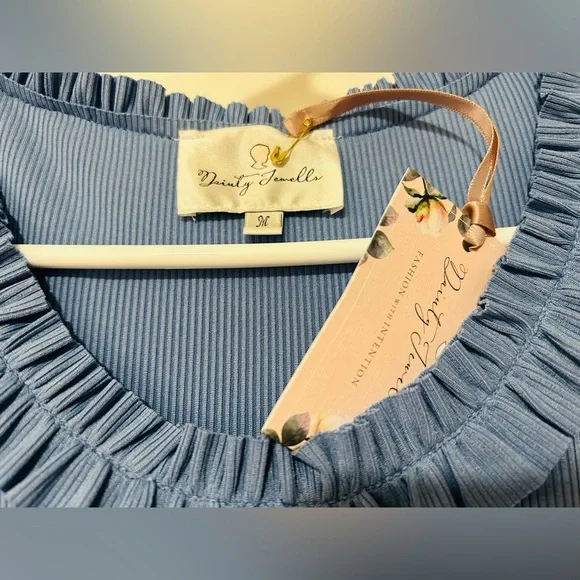 Dainty Jewells - Stroke of Midnight in blue
Elegant Blue Maxi Dress - Picture 4 of 5